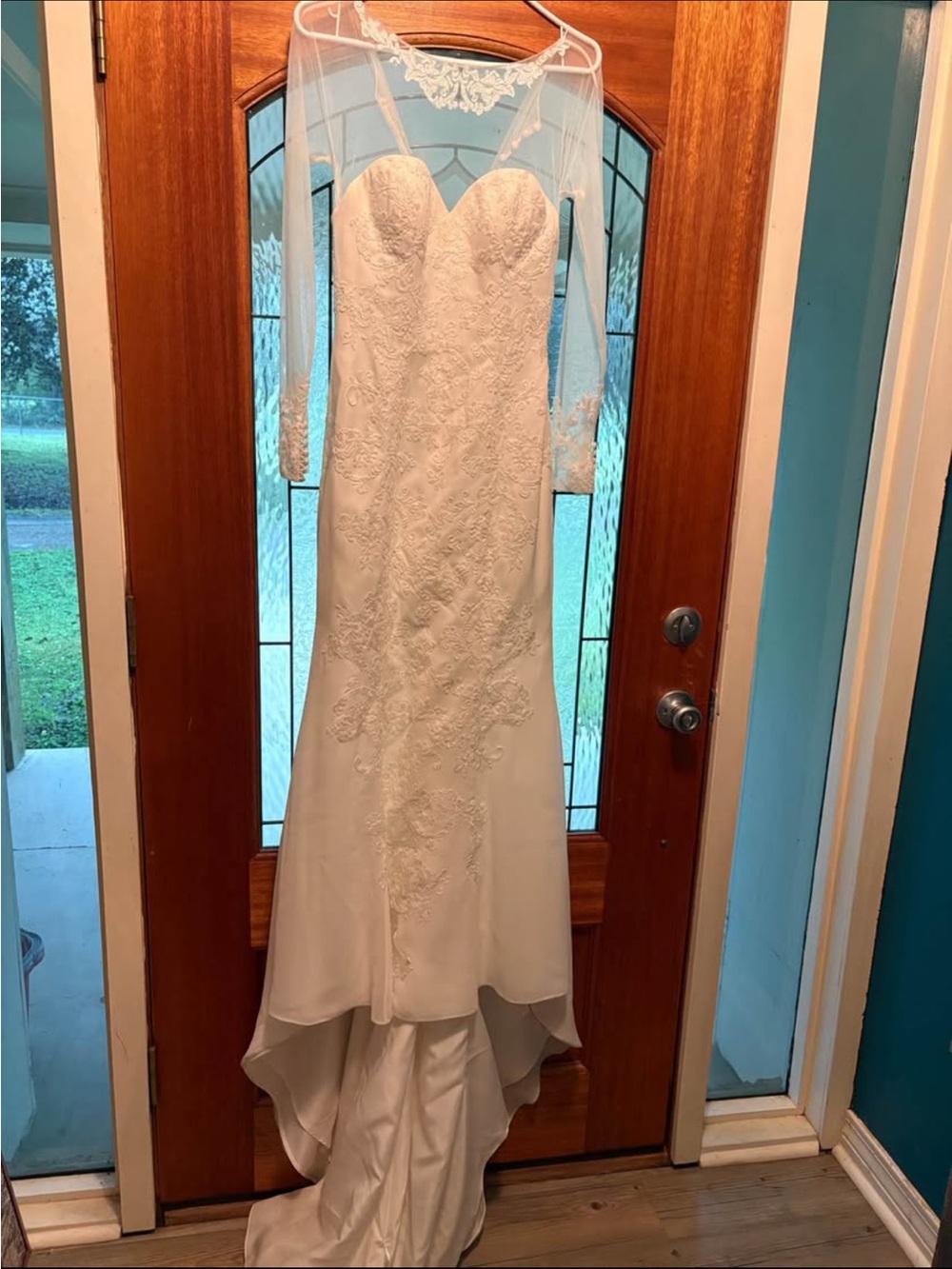 David's Bridal Ivory Wedding Dress with Lace Illusion Sleeves